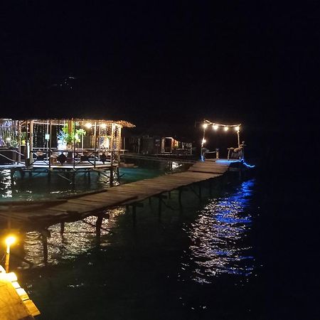 Yenbainus Homestay Yennanas Besir Buitenkant foto